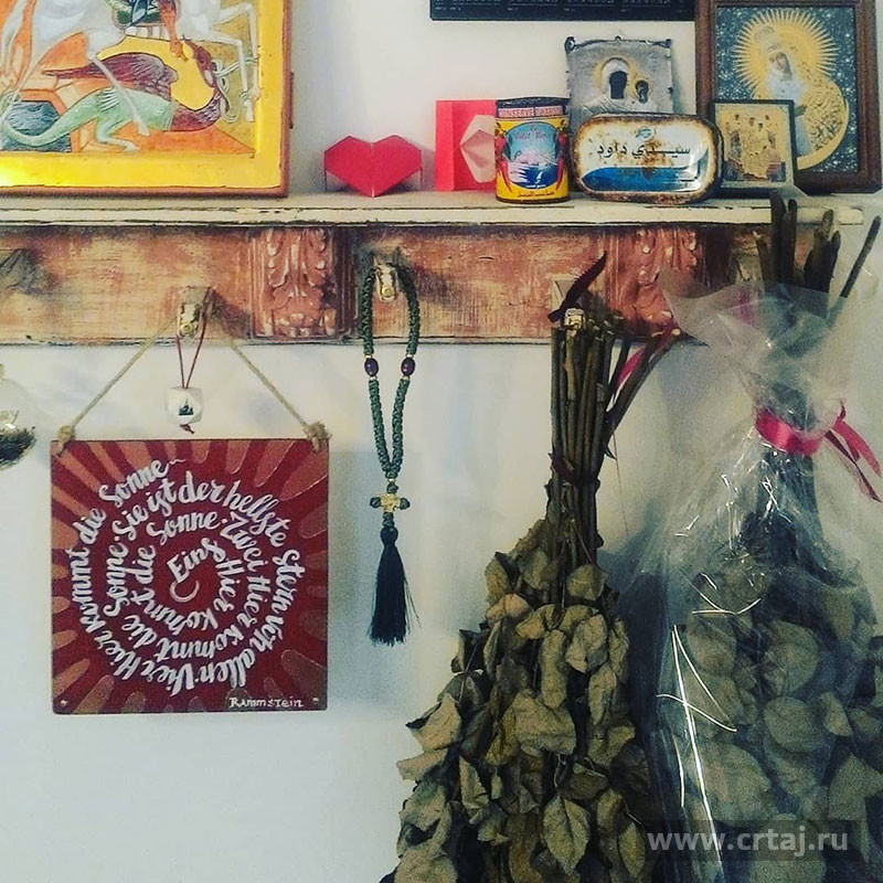Табличка 069 в интерьере.